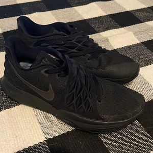 Nike Kyrie Low Triple Black 2018 Size 11 Og All AO8979 004 Triple Black Kyrie
